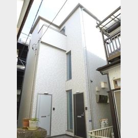 宮前平駅より徒歩13分 築10年1ヶ月 3階建の賃貸物件