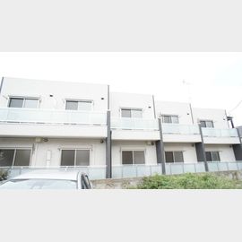 高津駅より徒歩18分 1階 築9年11ヶ月の賃貸物件