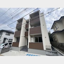 西大宮駅より徒歩15分 新築 3階建の賃貸物件