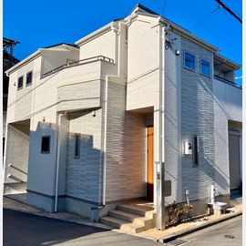 鶴瀬駅より徒歩7分 築5年6ヶ月 2階建の賃貸物件