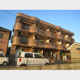 プリズムマンション 3階 築28年4ヶ月の賃貸物件