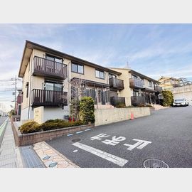 大宮駅よりバス17分 2階 築13年9ヶ月の賃貸物件