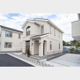 鶴瀬駅より徒歩14分 築1年4ヶ月 2階建の賃貸物件