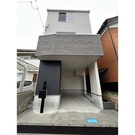 中浦和駅より徒歩23分 1階 築1年6ヶ月の賃貸物件