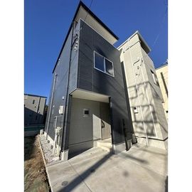 南与野駅より徒歩11分 築1年2ヶ月 3階建の賃貸物件