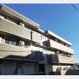 クイーン・ヒルズ 3階 築10年1ヶ月の賃貸物件