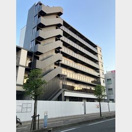 鶴瀬駅より徒歩2分 新築 7階建の賃貸物件