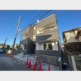 西大宮駅より徒歩14分 2階 築2年2ヶ月の賃貸物件