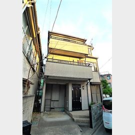 朝霞駅より徒歩6分 築29年1ヶ月 3階建の賃貸物件