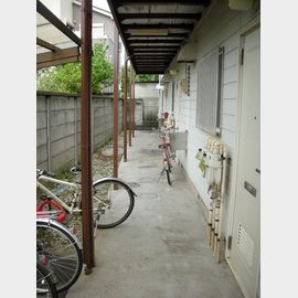 皇山町ハイツ 2階 築39年2ヶ月の賃貸物件