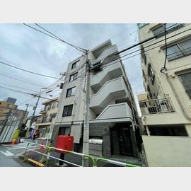 大塚駅より徒歩10分 3階 築2年11ヶ月の賃貸物件