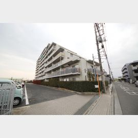 南与野駅よりバス23分 3階 築32年4ヶ月の賃貸物件