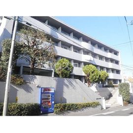 浦和駅より徒歩9分 1階 築37年8ヶ月の賃貸物件