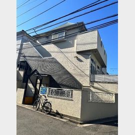 鶴瀬駅より徒歩10分 築37年8ヶ月 2階建の賃貸物件