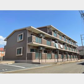 鶴瀬駅より徒歩12分 築12年4ヶ月 3階建の賃貸物件