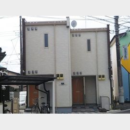 入曽駅より徒歩16分 築10年 2階建の賃貸物件