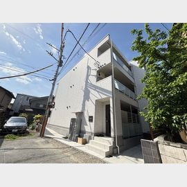 北戸田駅より徒歩15分 新築 3階建の賃貸物件