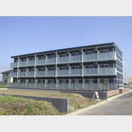 吉川美南駅より徒歩9分 築14年10ヶ月 3階建の賃貸物件