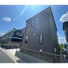 日進駅より徒歩14分 築3年6ヶ月 2階建の賃貸物件