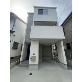 南与野駅より徒歩3分 築3年4ヶ月 3階建の賃貸物件