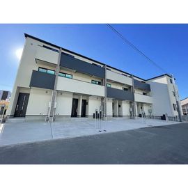 西大宮駅より徒歩11分 築3年11ヶ月 3階建の賃貸物件