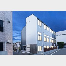 東中野駅より徒歩7分 地下1階 築6年5ヶ月の賃貸物件