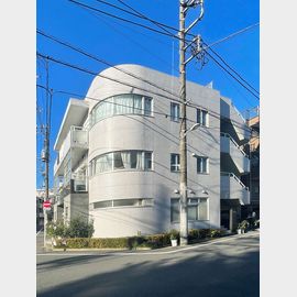 新井薬師前駅より徒歩8分 2階 築30年6ヶ月の賃貸物件