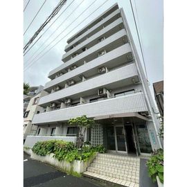 ヒルズ駒場東大前 1階 築39年11ヶ月の賃貸物件