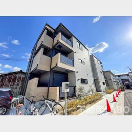 八尾駅より徒歩13分 1階 築1年2ヶ月の賃貸物件