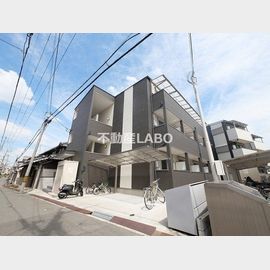 長原駅より徒歩10分 築4年11ヶ月 3階建の賃貸物件