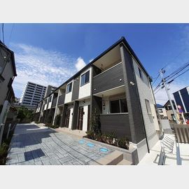 シャン ド フルール 2階 築3年10ヶ月の賃貸物件