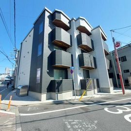 北千住駅より徒歩13分 1階 築1年11ヶ月の賃貸物件