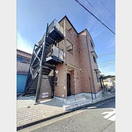 一之江駅より徒歩8分 築14年9ヶ月 3階建の賃貸物件