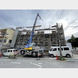 小禄駅より徒歩30分 新築 4階建の賃貸物件