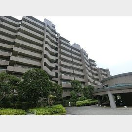 千歳船橋駅より徒歩8分 8階 築32年11ヶ月の賃貸物件