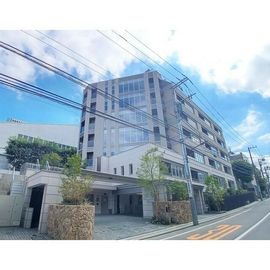 品川駅より徒歩8分 築1年1ヶ月 8階建の賃貸物件