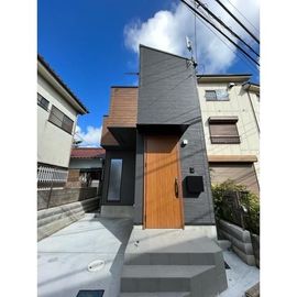 高根公団駅より徒歩4分 1階 築2年4ヶ月の賃貸物件