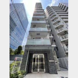 八丁堀駅より徒歩3分 築8年10ヶ月 12階建の賃貸物件