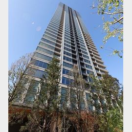 白金高輪駅より徒歩3分 13階 築2年10ヶ月の賃貸物件