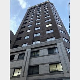 半蔵門駅より徒歩2分 築18年10ヶ月 14階建の賃貸物件