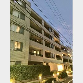 中野坂上駅より徒歩9分 4階 築20年10ヶ月の賃貸物件