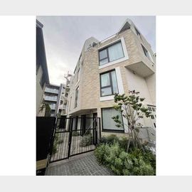 牛込神楽坂駅より徒歩4分 4階 築5年5ヶ月の賃貸物件