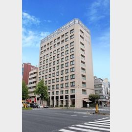 四ツ谷駅より徒歩3分 築17年7ヶ月 11階建の賃貸物件