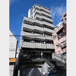 四谷三丁目駅より徒歩3分 7階 築30年8ヶ月の賃貸物件