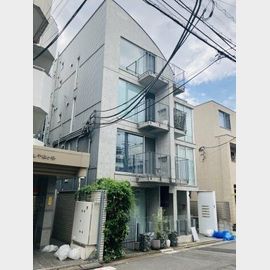 北参道駅より徒歩4分 3階 築16年10ヶ月の賃貸物件