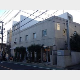 自由が丘駅より徒歩8分 3階 築17年10ヶ月の賃貸物件