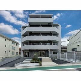 都立大学駅より徒歩4分 4階 築7年11ヶ月の賃貸物件