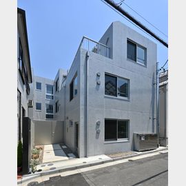 恵比寿駅より徒歩10分 1階 築4年3ヶ月の賃貸物件