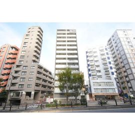 西新宿五丁目駅より徒歩3分 5階 築11年2ヶ月の賃貸物件