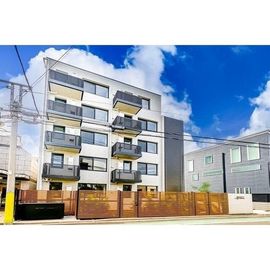 用賀駅より徒歩3分 1階 築3年の賃貸物件